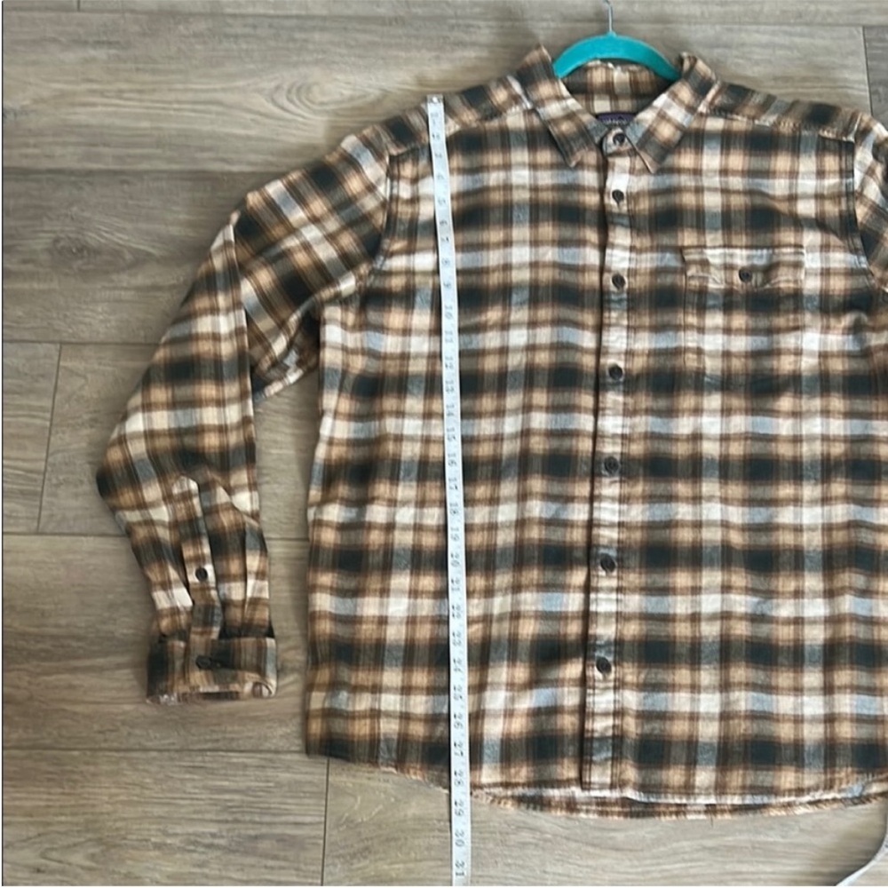 Patagonia Brown Tan Casual Button Down Shirt Men’s Size XL - Picture 3 of 8